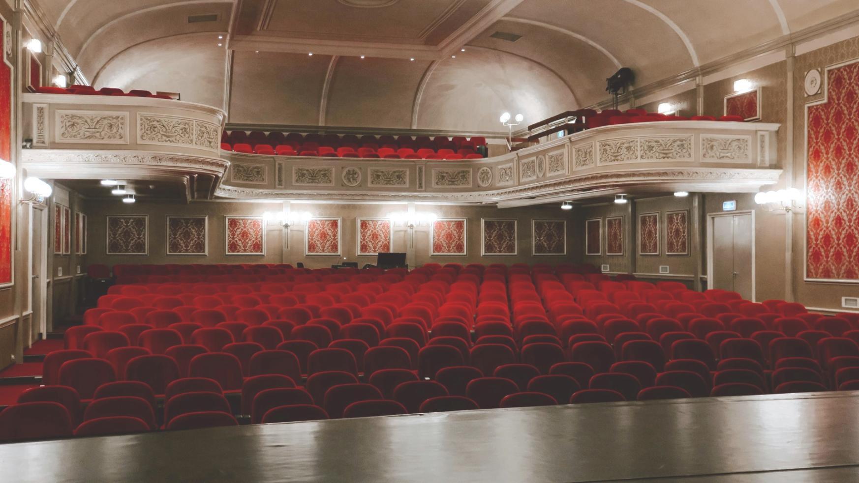 Студенты отрабатывают сценические образы